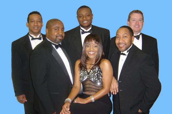 Massive Impact : Wedding Reception Band