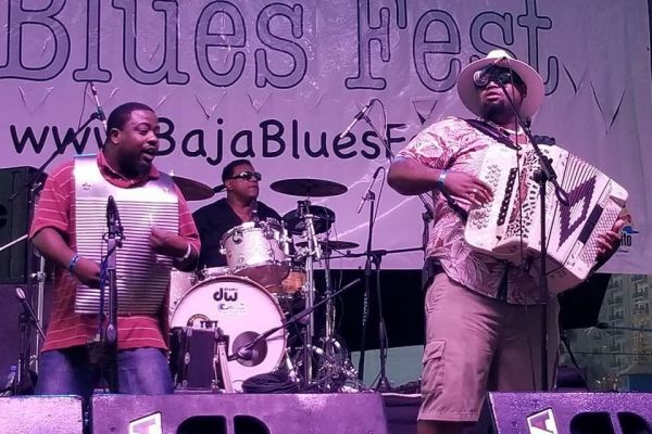 RJ & Zydeco Smoove :  Zydeco Bands for Fraternity Parties