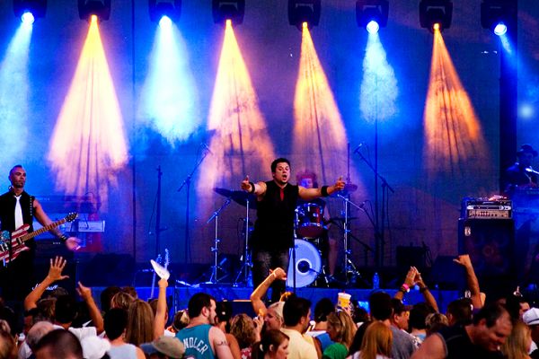 Five Finger Discount : Corporate Event Band