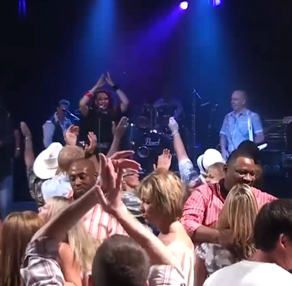 Groovethang : Local Missouri Bands for Weddings