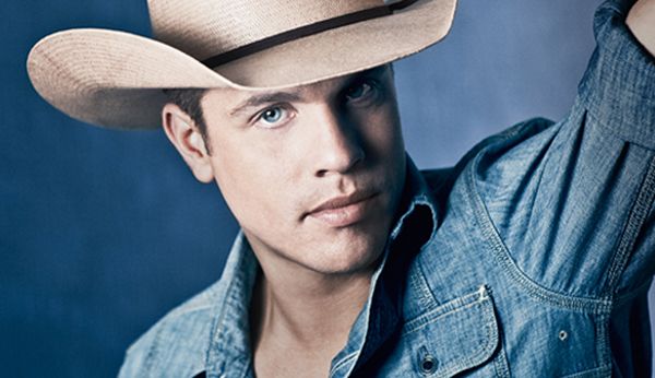 Dustin Lynch : National Act